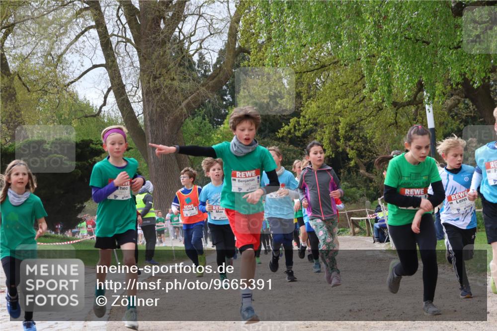 25.04.2026 - Das Zehntel Zöllner http://msf.ph/oto/9665391 25.04.2026 09:40:21 Laufen 7913, 7880 meine-sportfotos.de