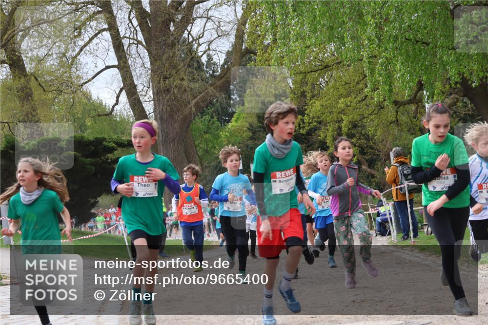 25.04.2026 - Das Zehntel Zöllner http://msf.ph/oto/9665400 25.04.2026 09:40:21 Laufen 7913, 7880, 5925 meine-sportfotos.de