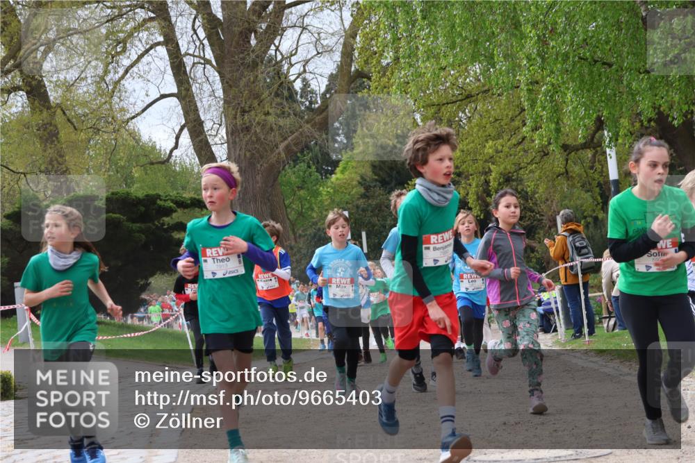25.04.2026 - Das Zehntel Zöllner http://msf.ph/oto/9665403 25.04.2026 09:40:22 Laufen 7913, 7880 meine-sportfotos.de