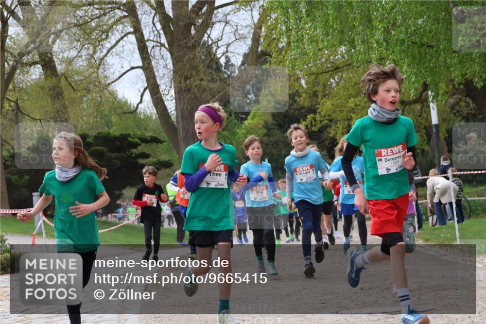 25.04.2026 - Das Zehntel Zöllner http://msf.ph/oto/9665415 25.04.2026 09:40:22 Laufen 7913, 7880 meine-sportfotos.de
