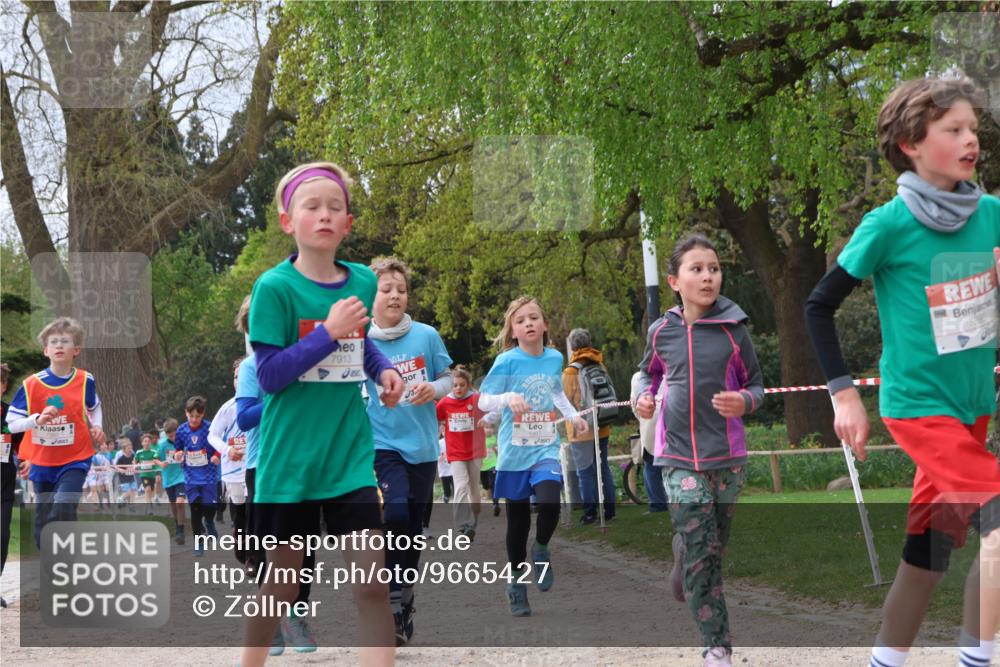 25.04.2026 - Das Zehntel Zöllner http://msf.ph/oto/9665427 25.04.2026 09:40:22 Laufen 7913, 7880 meine-sportfotos.de