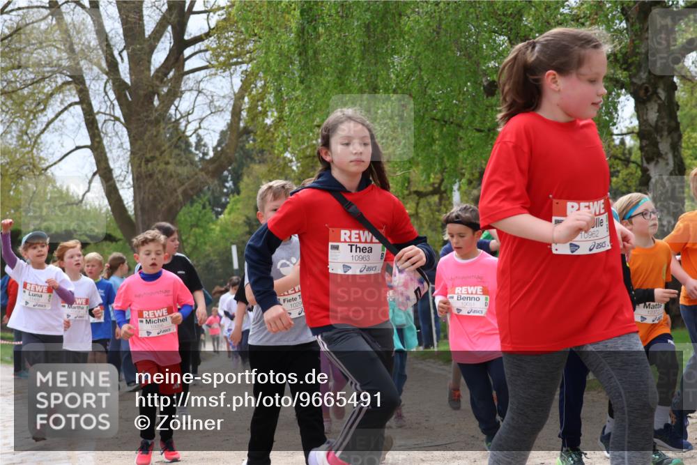 25.04.2026 - Das Zehntel Zöllner http://msf.ph/oto/9665491 25.04.2026 11:47:23 Laufen 10963, 10056, 1029, 10051, 10962, 123, 2 meine-sportfotos.de