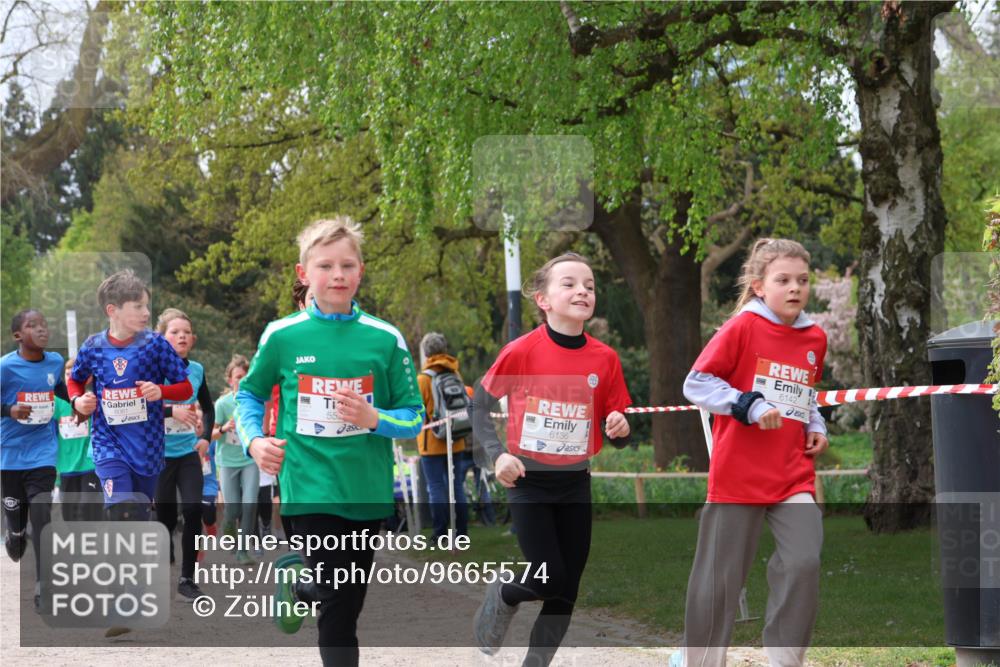 25.04.2026 - Das Zehntel Zöllner http://msf.ph/oto/9665574 25.04.2026 09:40:27 Laufen 55, 6136, 6142 meine-sportfotos.de
