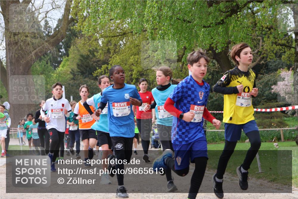 25.04.2026 - Das Zehntel Zöllner http://msf.ph/oto/9665613 25.04.2026 09:40:29 Laufen 6358, 5834, 8061, 8060 meine-sportfotos.de