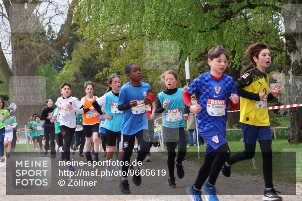 25.04.2026 - Das Zehntel Zöllner http://msf.ph/oto/9665619 25.04.2026 09:40:29 Laufen 5834, 8061, 806 meine-sportfotos.de