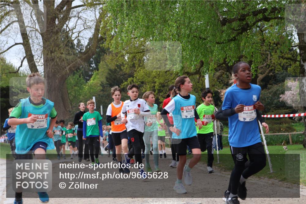 25.04.2026 - Das Zehntel Zöllner http://msf.ph/oto/9665628 25.04.2026 09:40:30 Laufen 5787, 8358 meine-sportfotos.de