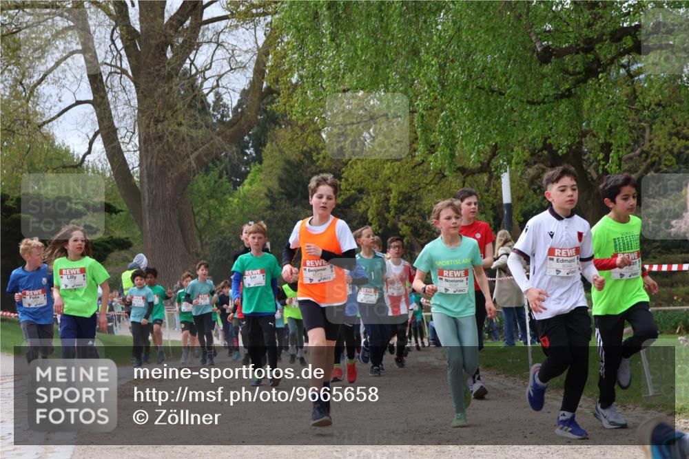 25.04.2026 - Das Zehntel Zöllner http://msf.ph/oto/9665658 25.04.2026 09:40:31 Laufen 6078, 6097 meine-sportfotos.de