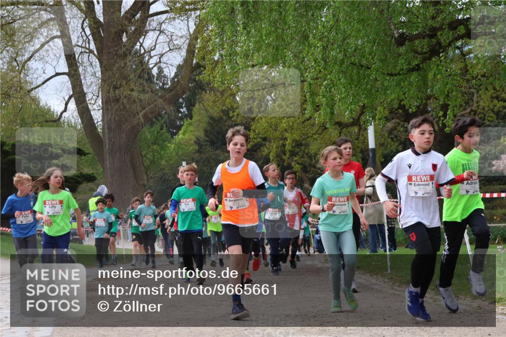 25.04.2026 - Das Zehntel Zöllner http://msf.ph/oto/9665661 25.04.2026 09:40:31 Laufen 8044, 6097 meine-sportfotos.de