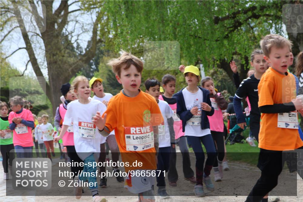 25.04.2026 - Das Zehntel Zöllner http://msf.ph/oto/9665671 25.04.2026 11:47:30 Laufen 10886, 12335, 12340 meine-sportfotos.de