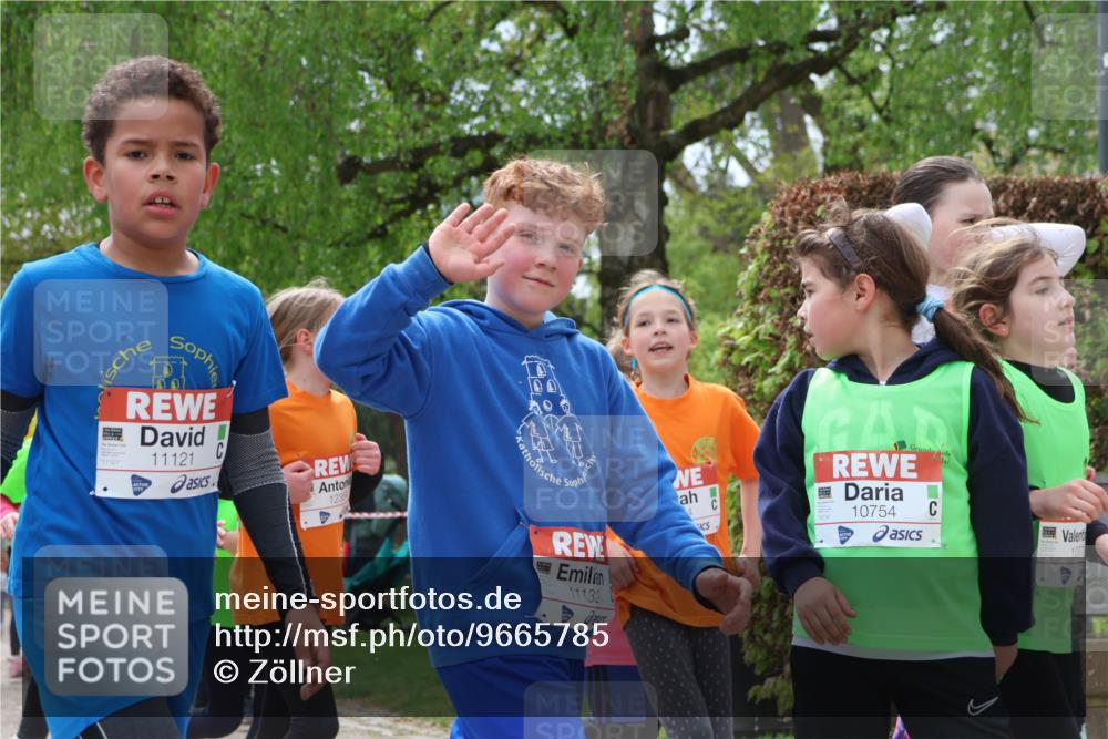 25.04.2026 - Das Zehntel Zöllner http://msf.ph/oto/9665785 25.04.2026 11:47:36 Laufen 11121, 123, 11132, 10754 meine-sportfotos.de