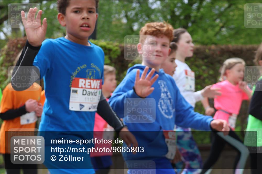25.04.2026 - Das Zehntel Zöllner http://msf.ph/oto/9665803 25.04.2026 11:47:37 Laufen 11121 meine-sportfotos.de