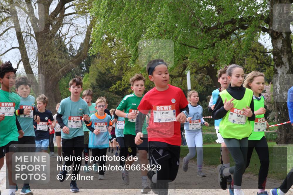 25.04.2026 - Das Zehntel Zöllner http://msf.ph/oto/9665829 25.04.2026 09:40:38 Laufen 6493, 6106, 6065 meine-sportfotos.de