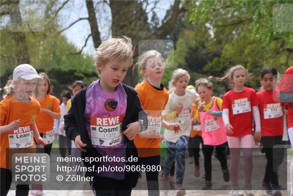 25.04.2026 - Das Zehntel Zöllner http://msf.ph/oto/9665980 25.04.2026 11:47:45 Laufen 12338, 11372, 11372, 12344, 4, 7 meine-sportfotos.de