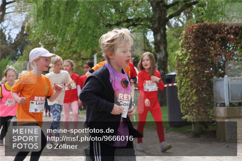 25.04.2026 - Das Zehntel Zöllner http://msf.ph/oto/9666016 25.04.2026 11:47:46 Laufen 12338, 13 meine-sportfotos.de