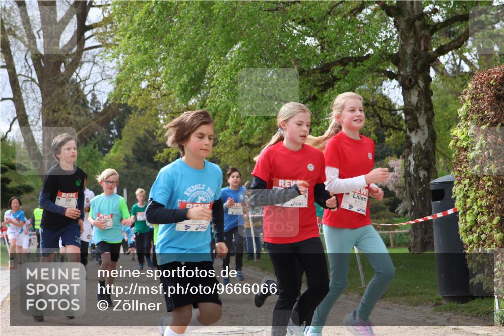 25.04.2026 - Das Zehntel Zöllner http://msf.ph/oto/9666066 25.04.2026 09:40:45 Laufen 6910, 6135 meine-sportfotos.de