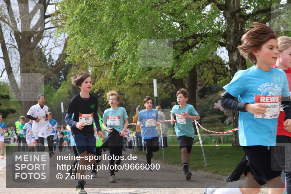 25.04.2026 - Das Zehntel Zöllner http://msf.ph/oto/9666090 25.04.2026 09:40:46 Laufen 6910 meine-sportfotos.de