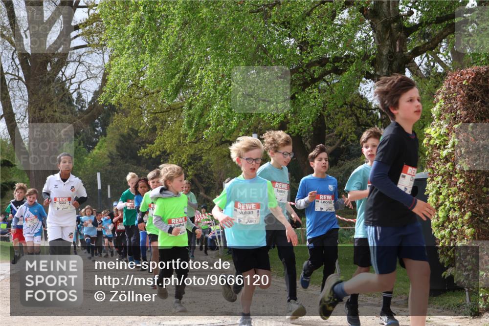 25.04.2026 - Das Zehntel Zöllner http://msf.ph/oto/9666120 25.04.2026 09:40:47 Laufen 7675 meine-sportfotos.de