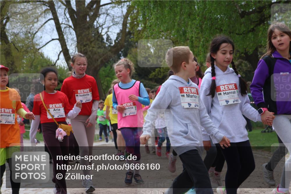 25.04.2026 - Das Zehntel Zöllner http://msf.ph/oto/9666160 25.04.2026 11:47:53 Laufen 12353, 10990, 10994, 11607, 10380, 428, 10382 meine-sportfotos.de