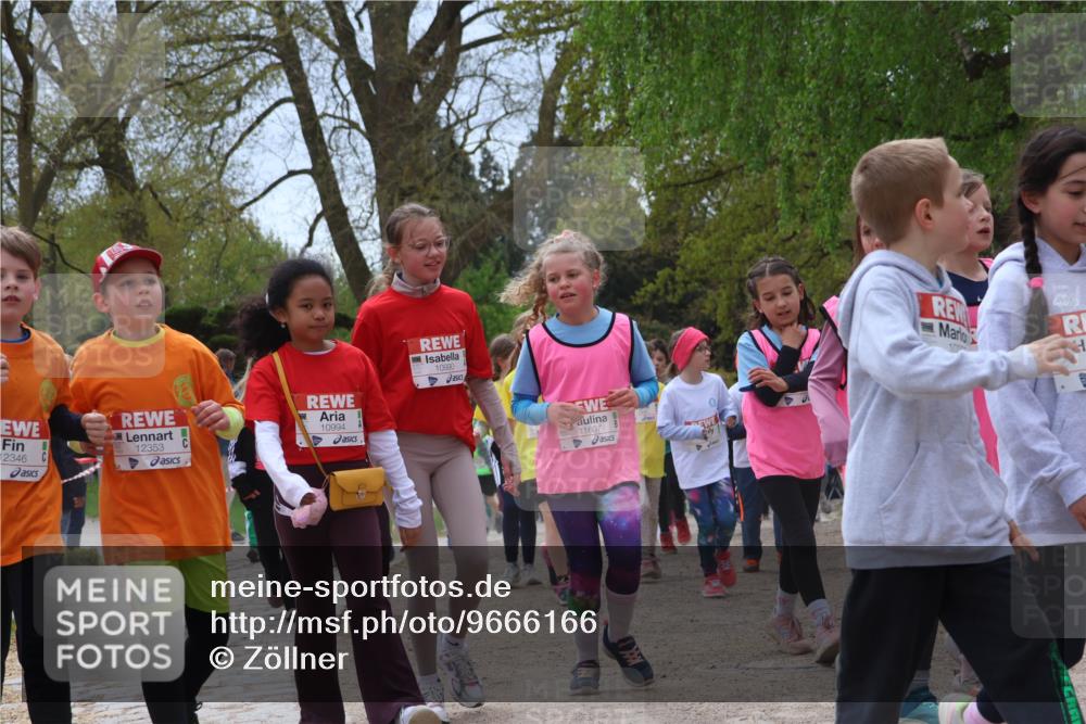25.04.2026 - Das Zehntel Zöllner http://msf.ph/oto/9666166 25.04.2026 11:47:53 Laufen 2346, 12353, 10994, 10990, 11607 meine-sportfotos.de