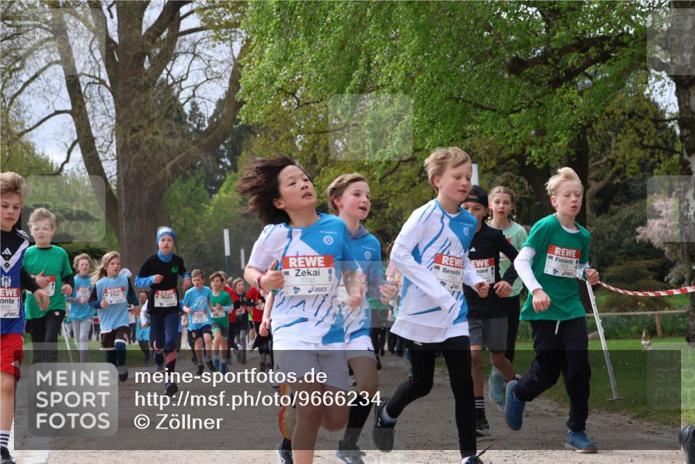 25.04.2026 - Das Zehntel Zöllner http://msf.ph/oto/9666234 25.04.2026 09:40:50 Laufen 5659, 7750, 7976, 7733 meine-sportfotos.de