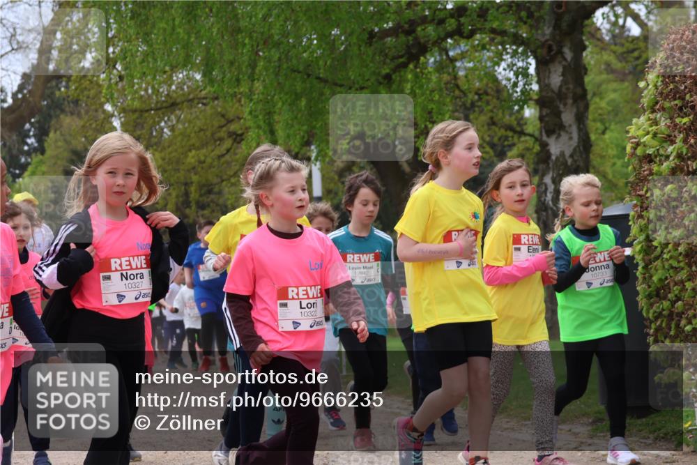 25.04.2026 - Das Zehntel Zöllner http://msf.ph/oto/9666235 25.04.2026 11:47:57 Laufen 10, 10327, 10322, 12842, 015114004343, 20, 10733 meine-sportfotos.de