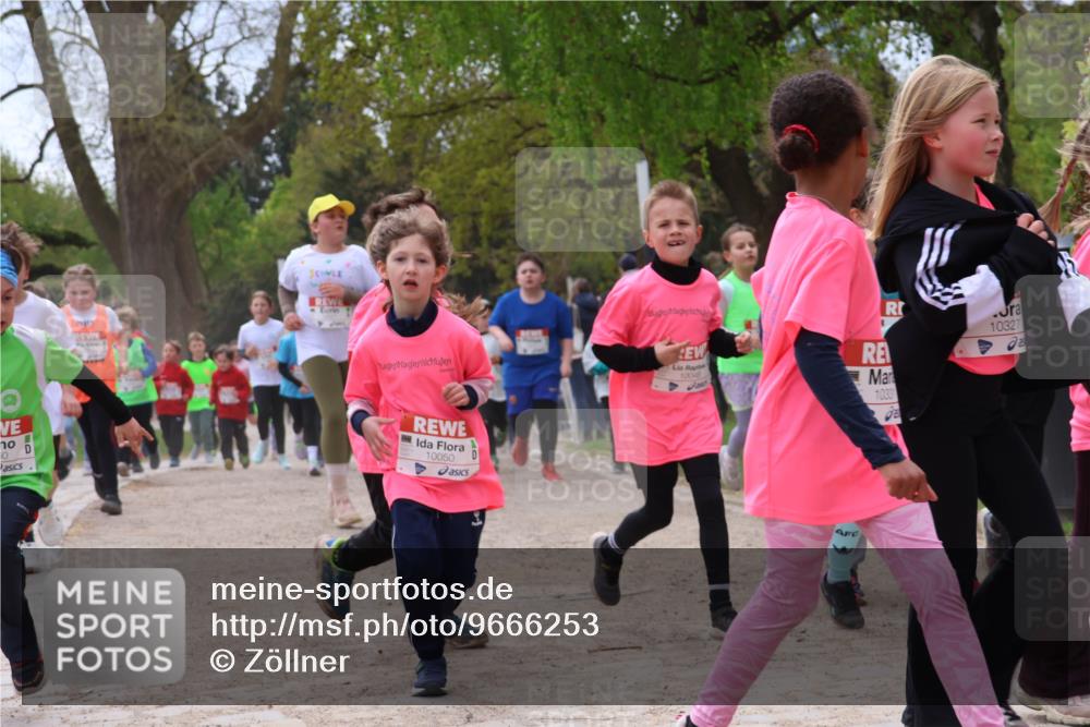 25.04.2026 - Das Zehntel Zöllner http://msf.ph/oto/9666253 25.04.2026 11:47:58 Laufen 50, 10046, 10050, 1036, 10327 meine-sportfotos.de