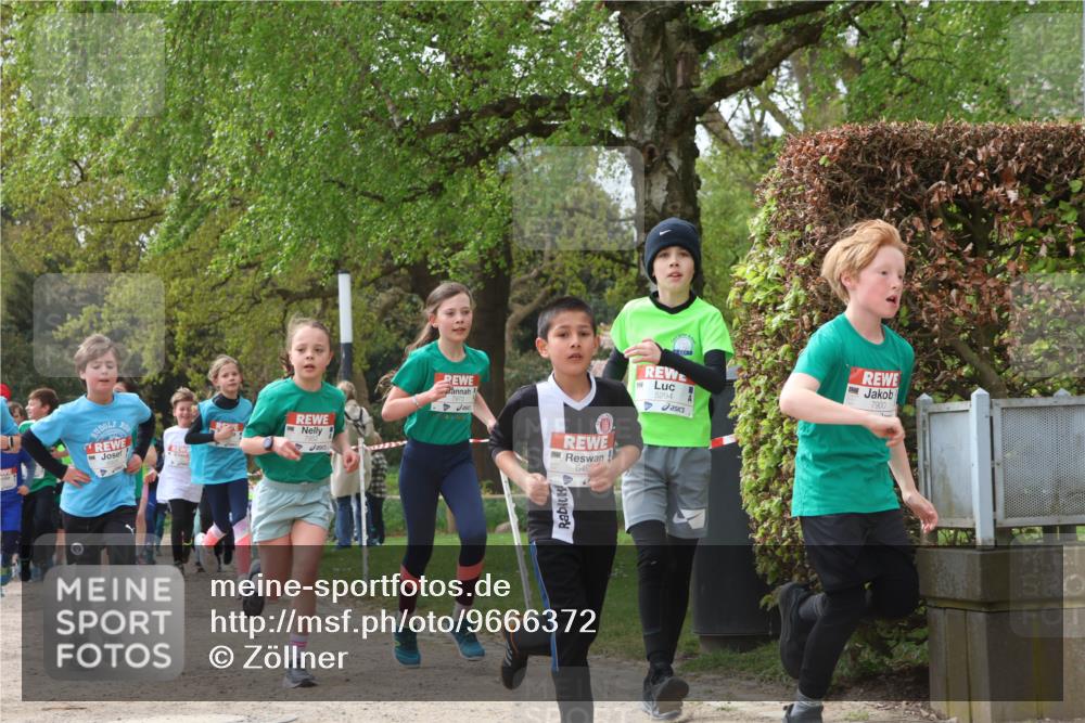 25.04.2026 - Das Zehntel Zöllner http://msf.ph/oto/9666372 25.04.2026 09:40:55 Laufen 649, 5294, 7900 meine-sportfotos.de