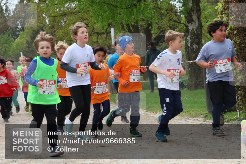 25.04.2026 - Das Zehntel Zöllner http://msf.ph/oto/9666385 25.04.2026 11:48:05 Laufen 10751, 2333, 12339, 12334, 3037, 12992 meine-sportfotos.de