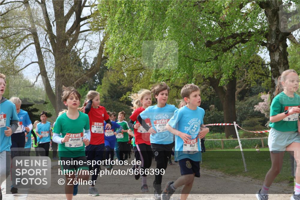 25.04.2026 - Das Zehntel Zöllner http://msf.ph/oto/9666399 25.04.2026 09:40:56 Laufen 7930, 6909, 20, 688 meine-sportfotos.de