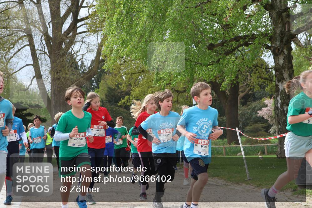 25.04.2026 - Das Zehntel Zöllner http://msf.ph/oto/9666402 25.04.2026 09:40:56 Laufen 6909, 20, 688, 7930, 6123 meine-sportfotos.de