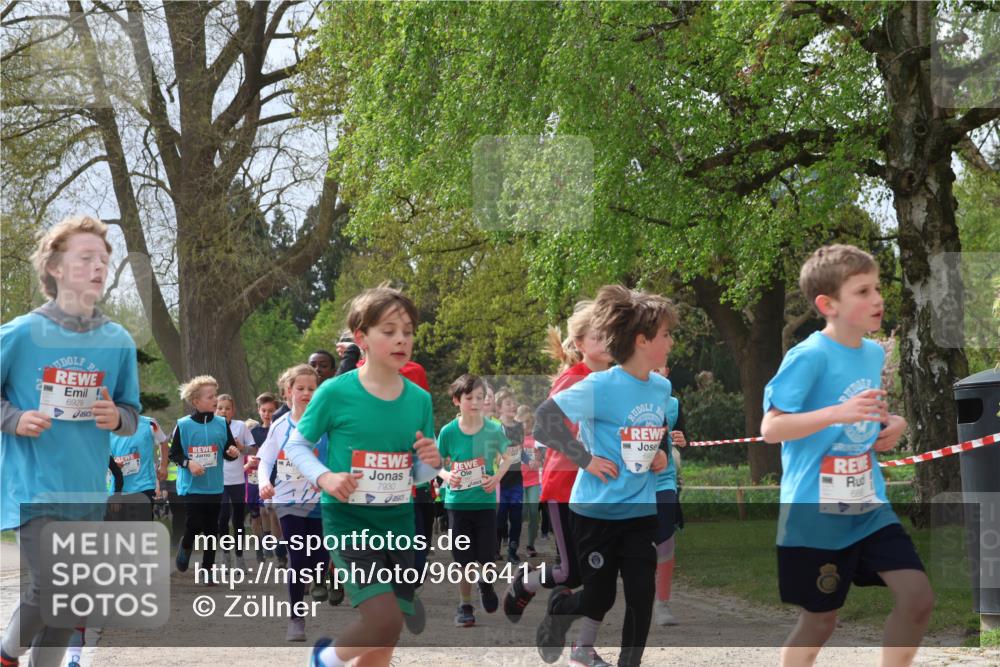 25.04.2026 - Das Zehntel Zöllner http://msf.ph/oto/9666411 25.04.2026 09:40:56 Laufen 6929, 7930, 183 meine-sportfotos.de