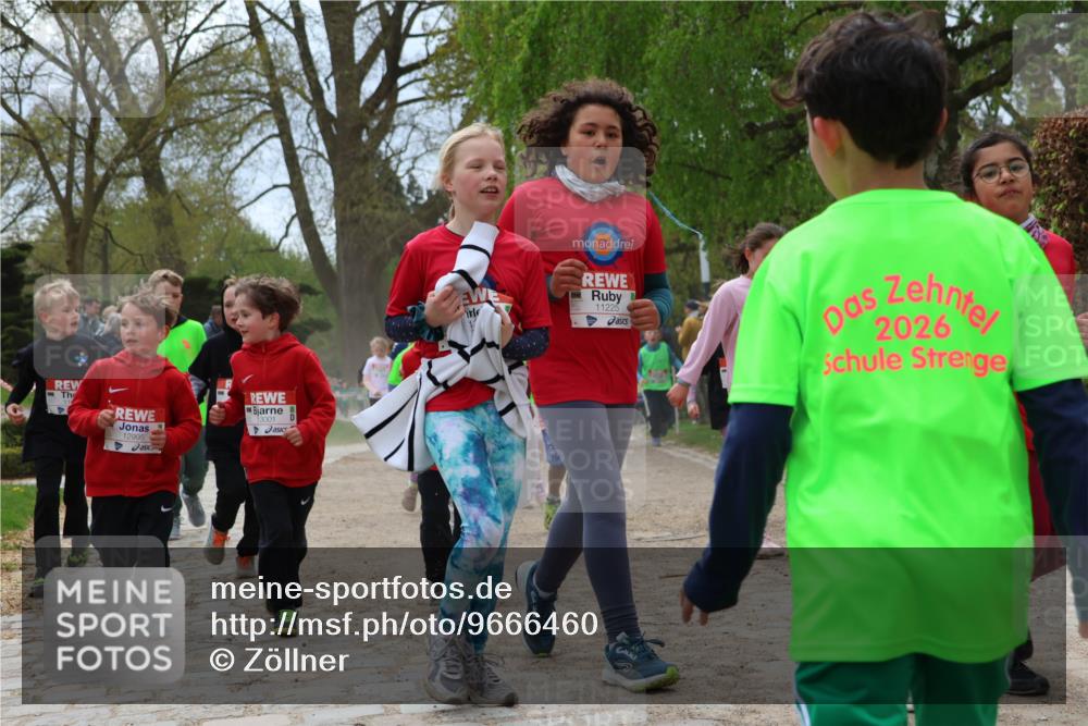 25.04.2026 - Das Zehntel Zöllner http://msf.ph/oto/9666460 25.04.2026 11:48:07 Laufen 12995, 13001, 11225, 2026 meine-sportfotos.de