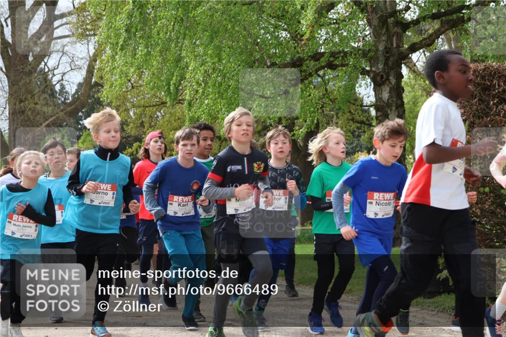 25.04.2026 - Das Zehntel Zöllner http://msf.ph/oto/9666489 25.04.2026 09:41:00 Laufen 5751, 5738, 5415, 6229, 80, 6231 meine-sportfotos.de