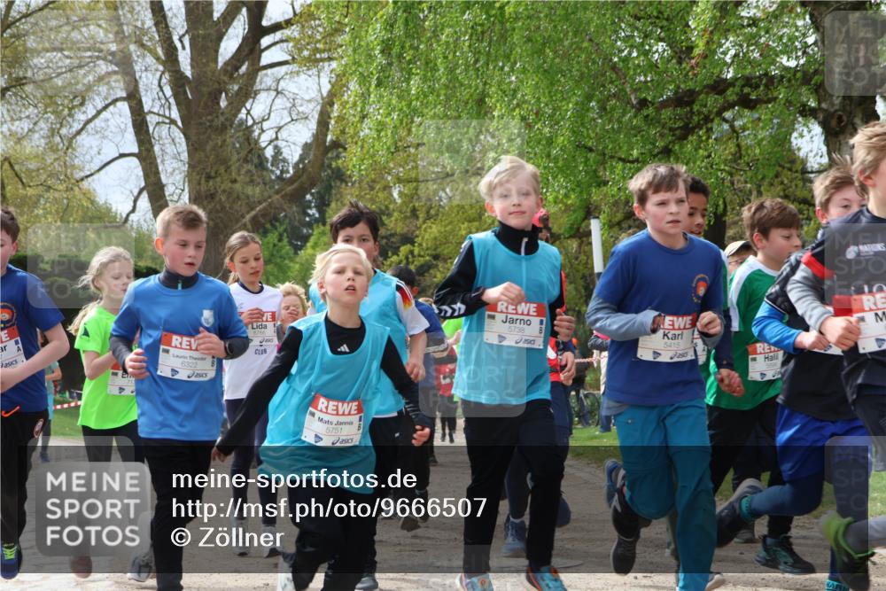 25.04.2026 - Das Zehntel Zöllner http://msf.ph/oto/9666507 25.04.2026 09:41:00 Laufen 6322, 6766, 5751, 5738, 5415 meine-sportfotos.de