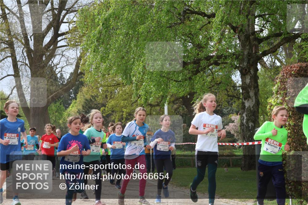 25.04.2026 - Das Zehntel Zöllner http://msf.ph/oto/9666654 25.04.2026 09:41:06 Laufen 6050, 6053, 5428 meine-sportfotos.de