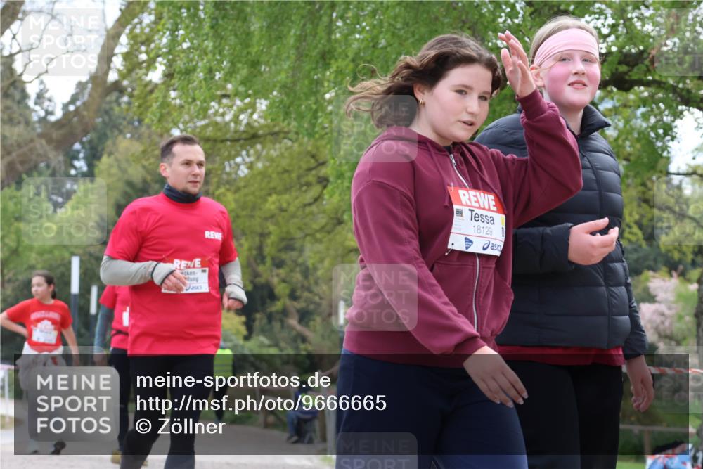 25.04.2026 - Das Zehntel Zöllner http://msf.ph/oto/9666665 25.04.2026 13:50:54 Laufen 18129 meine-sportfotos.de