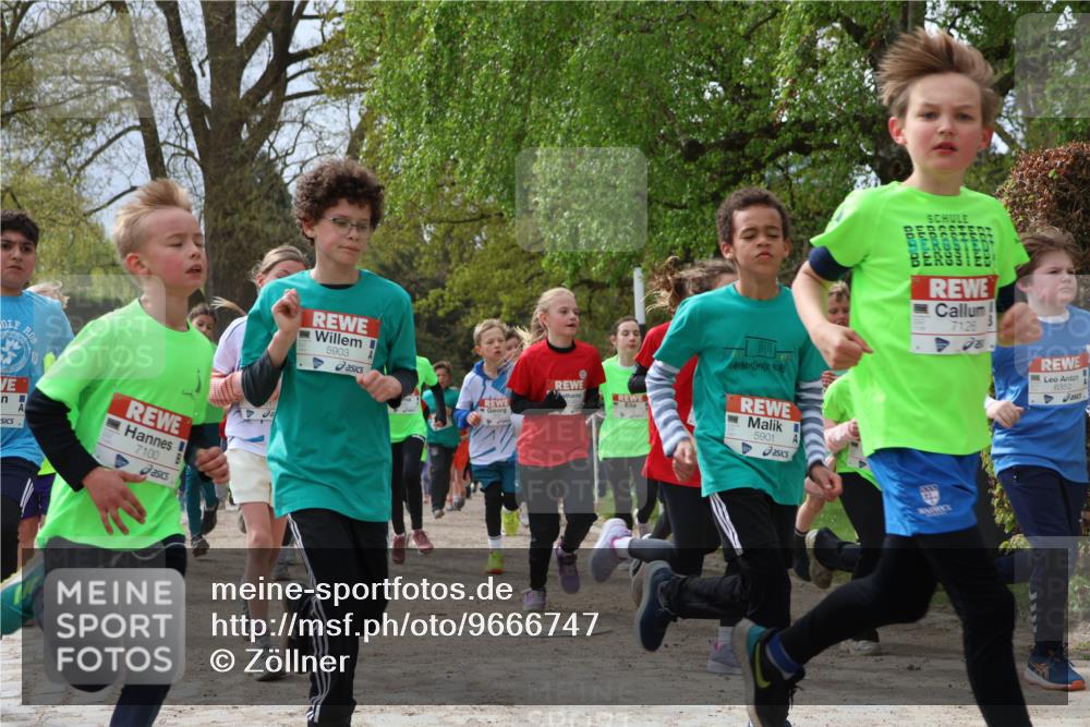 25.04.2026 - Das Zehntel Zöllner http://msf.ph/oto/9666747 25.04.2026 09:41:09 Laufen 10, 7100, 5903, 5901, 00000, 7126, 6352 meine-sportfotos.de