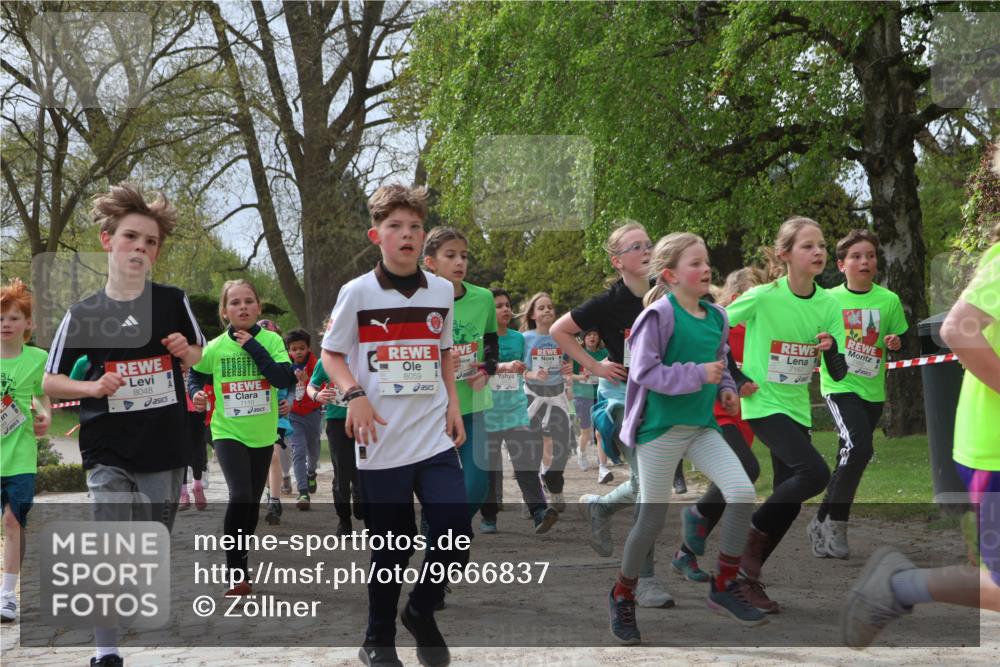 25.04.2026 - Das Zehntel Zöllner http://msf.ph/oto/9666837 25.04.2026 09:41:11 Laufen 8048, 7110, 8059, 7167 meine-sportfotos.de