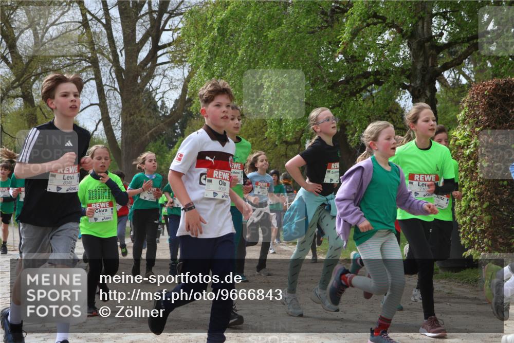 25.04.2026 - Das Zehntel Zöllner http://msf.ph/oto/9666843 25.04.2026 09:41:11 Laufen 8059, 8048, 7167 meine-sportfotos.de