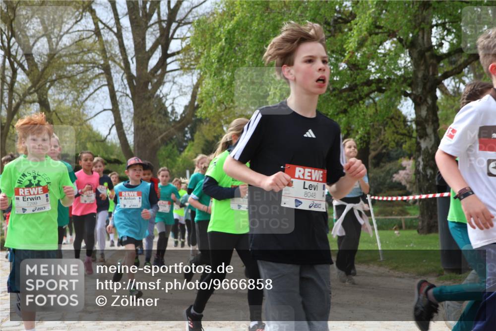 25.04.2026 - Das Zehntel Zöllner http://msf.ph/oto/9666858 25.04.2026 09:41:12 Laufen 7299, 8048 meine-sportfotos.de