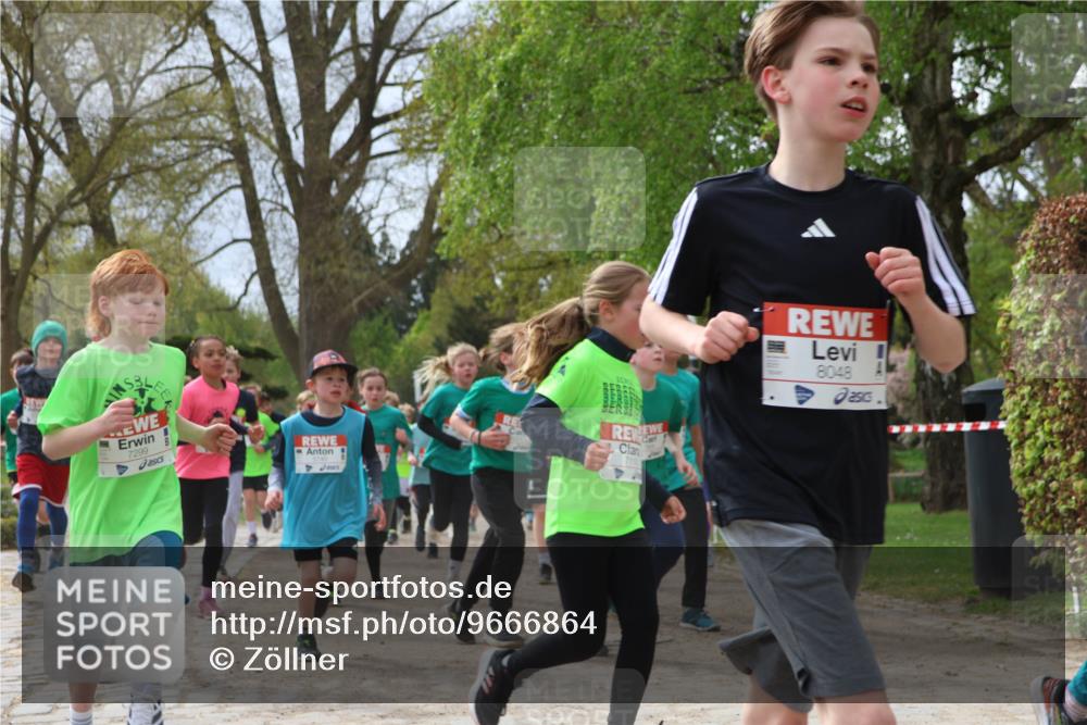 25.04.2026 - Das Zehntel Zöllner http://msf.ph/oto/9666864 25.04.2026 09:41:12 Laufen 3, 7299, 7110, 8048 meine-sportfotos.de