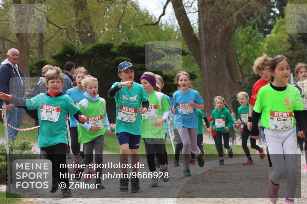25.04.2026 - Das Zehntel Zöllner http://msf.ph/oto/9666928 25.04.2026 11:48:23 Laufen 12820, 12077, 12823, 12490, 12640 meine-sportfotos.de
