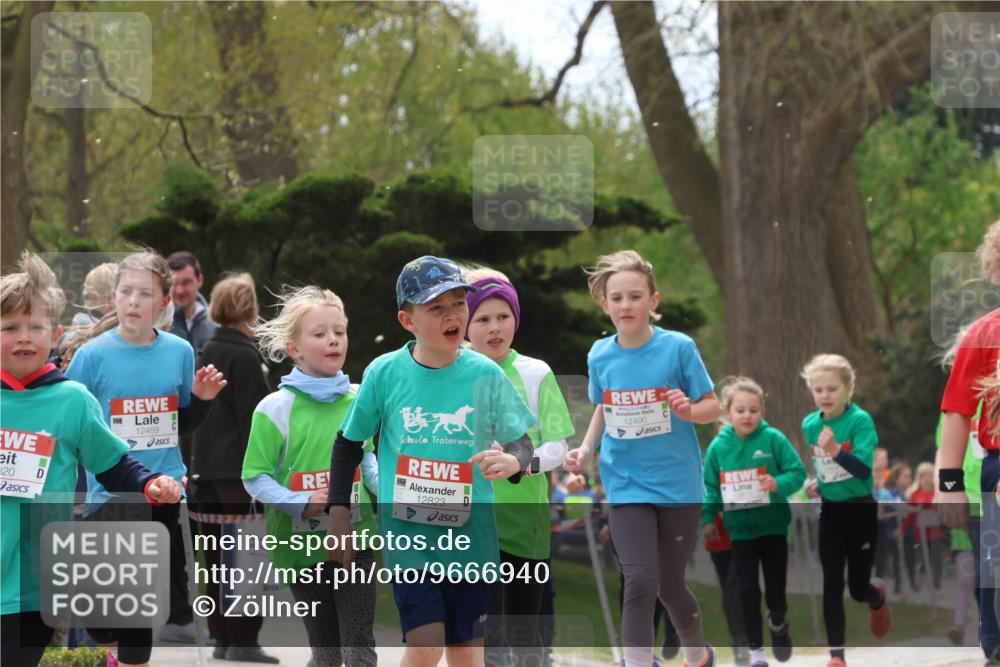 25.04.2026 - Das Zehntel Zöllner http://msf.ph/oto/9666940 25.04.2026 11:48:23 Laufen 320, 12489, 12823, 12490 meine-sportfotos.de