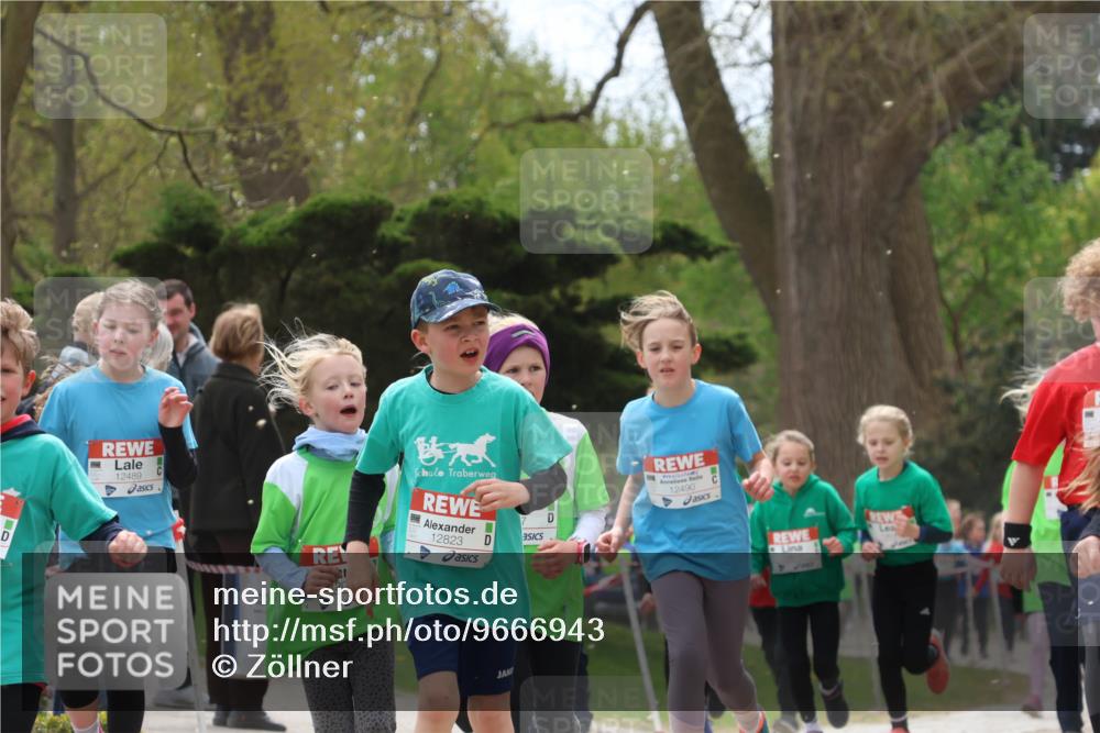 25.04.2026 - Das Zehntel Zöllner http://msf.ph/oto/9666943 25.04.2026 11:48:23 Laufen 12489, 11, 20, 12823, 12490 meine-sportfotos.de