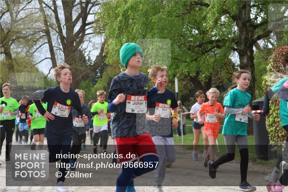 25.04.2026 - Das Zehntel Zöllner http://msf.ph/oto/9666957 25.04.2026 09:41:14 Laufen 6696, 6701, 6740, 5874 meine-sportfotos.de
