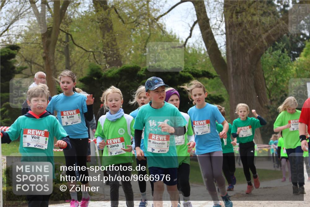 25.04.2026 - Das Zehntel Zöllner http://msf.ph/oto/9666976 25.04.2026 11:48:24 Laufen 12820, 12489, 12081, 077, 12823, 12490 meine-sportfotos.de