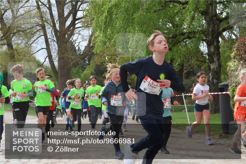 25.04.2026 - Das Zehntel Zöllner http://msf.ph/oto/9666981 25.04.2026 09:41:15 Laufen 6696 meine-sportfotos.de