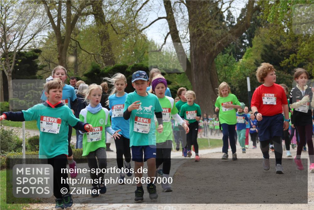 25.04.2026 - Das Zehntel Zöllner http://msf.ph/oto/9667000 25.04.2026 11:48:25 Laufen 12820, 12081, 12481, 12823, 4 meine-sportfotos.de