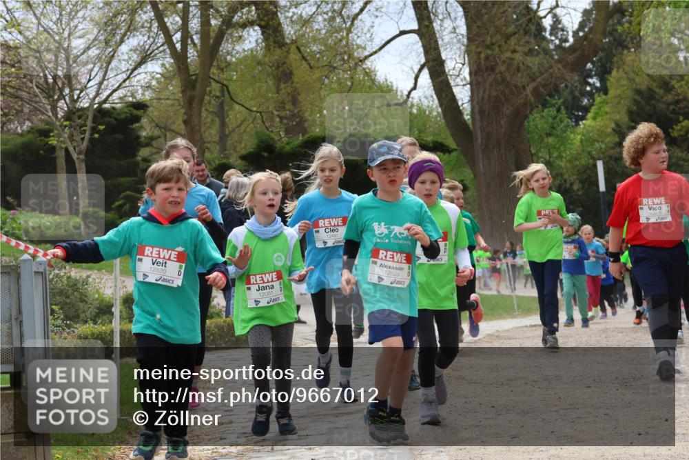 25.04.2026 - Das Zehntel Zöllner http://msf.ph/oto/9667012 25.04.2026 11:48:25 Laufen 12820, 12081, 12481, 1477, 12823, 4, 10978 meine-sportfotos.de