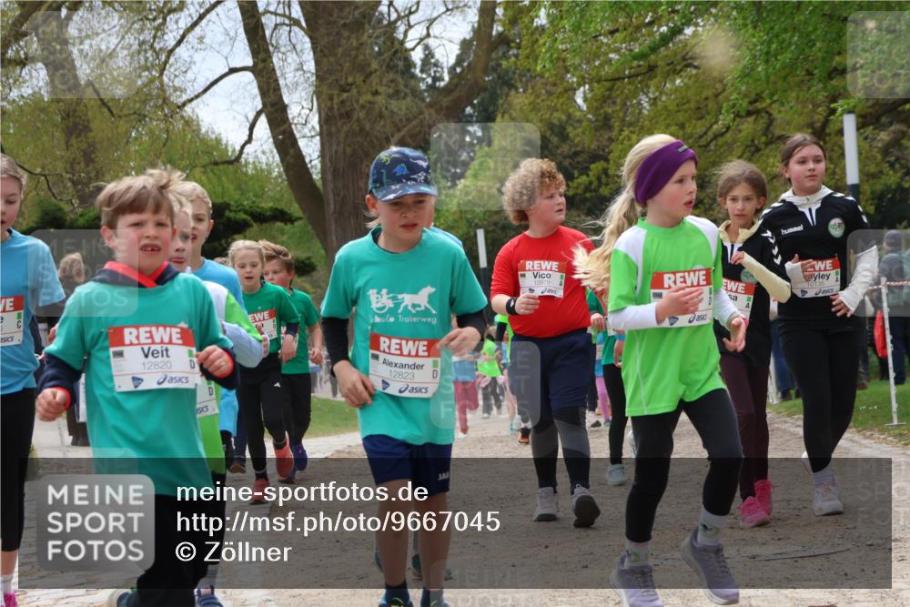 25.04.2026 - Das Zehntel Zöllner http://msf.ph/oto/9667045 25.04.2026 11:48:27 Laufen 12820, 1475, 12823, 10978, 10135 meine-sportfotos.de